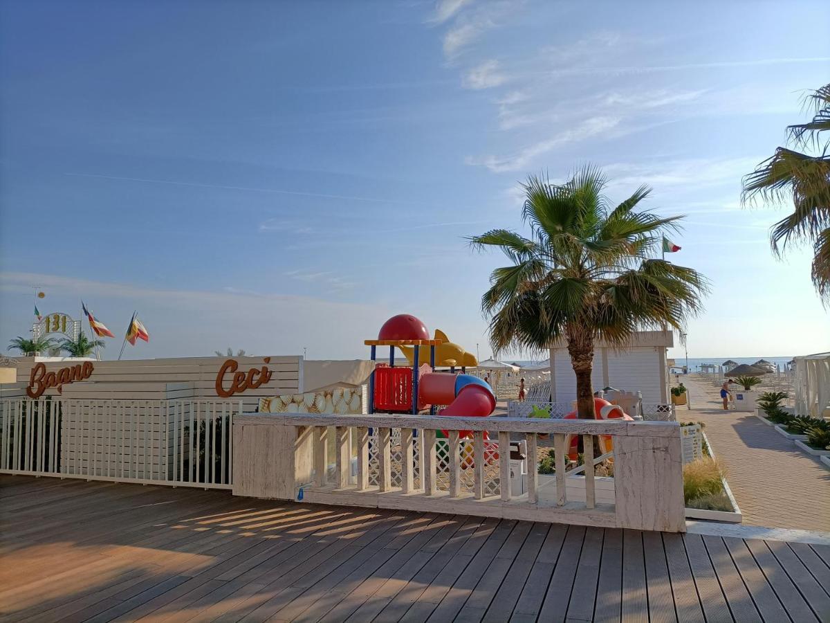 Hotel Bed & Book Rimini Luaran gambar
