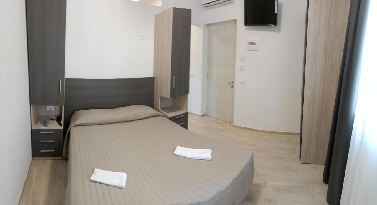 Hotel Bed & Book Rimini Luaran gambar