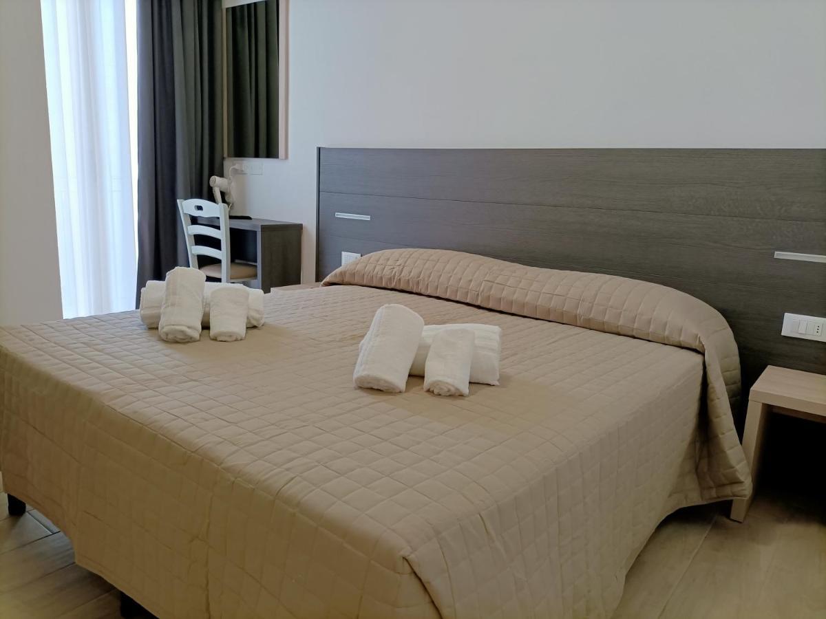 Hotel Bed & Book Rimini Luaran gambar