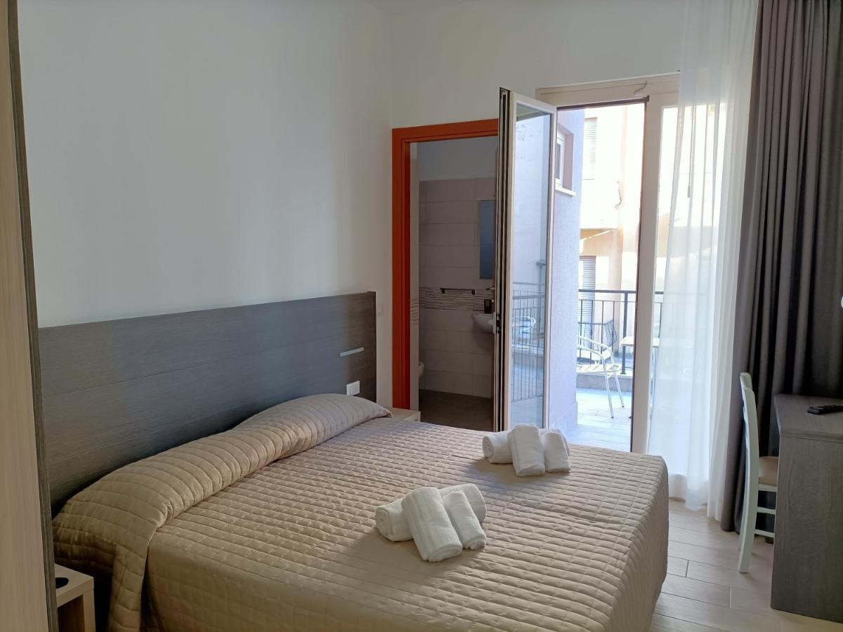 Hotel Bed & Book Rimini Luaran gambar