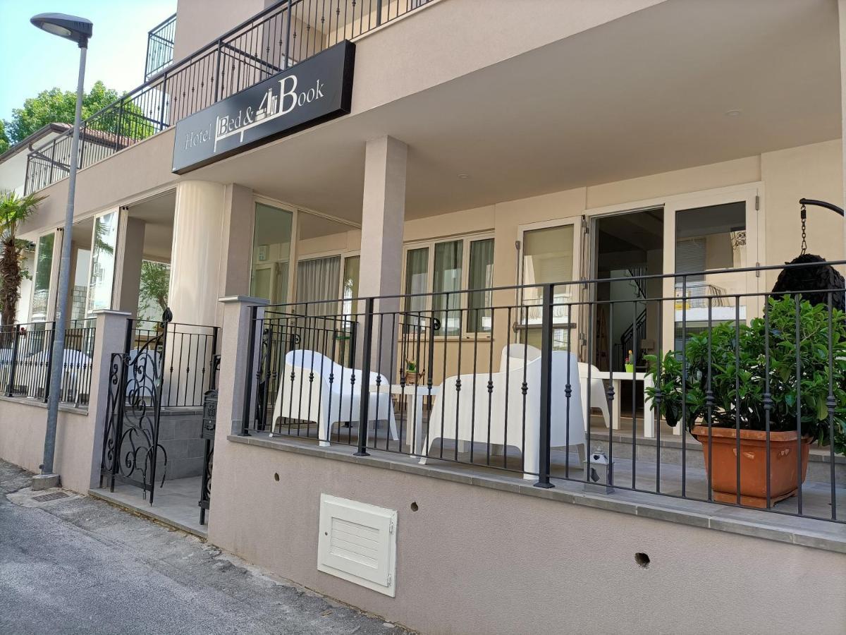Hotel Bed & Book Rimini Luaran gambar