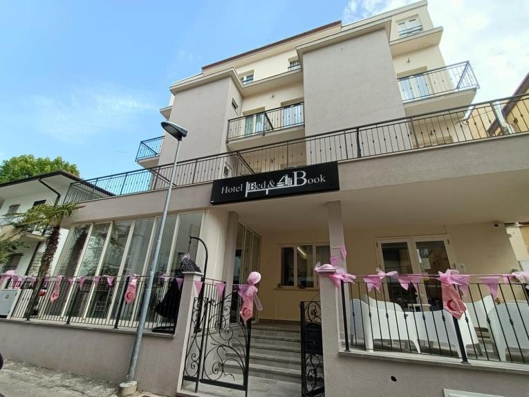 Hotel Bed & Book Rimini Luaran gambar