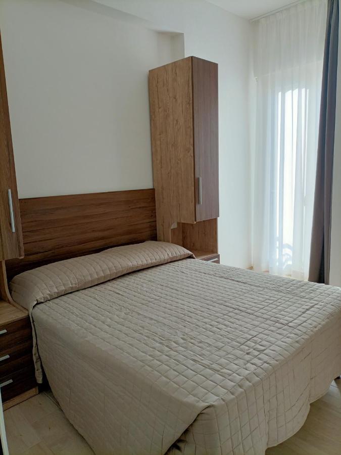 Hotel Bed & Book Rimini Luaran gambar